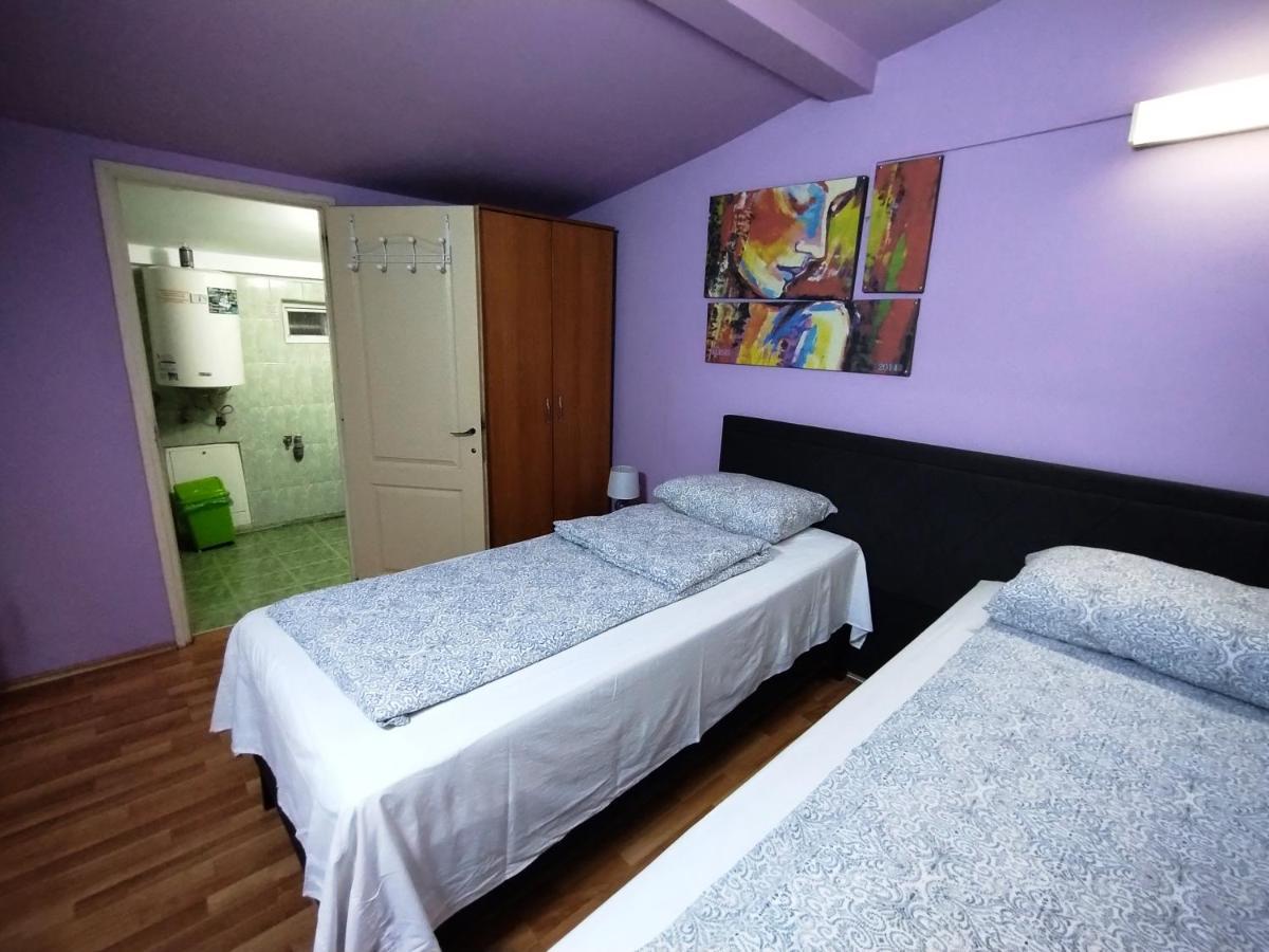 Hostel Pascalis Alesd Luaran gambar